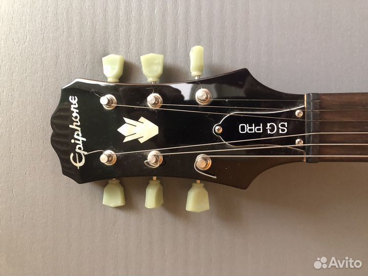 Электро гитара