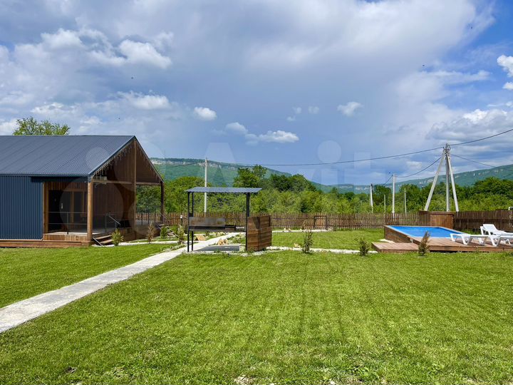 Таунхаус 60 м² на участке 8 сот.