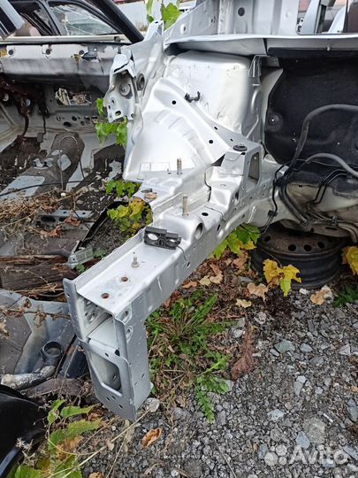 Chevrolet aveo t300 14г. Лонжерон передний правый