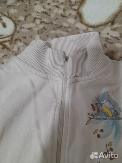 Много тёплых вещей для девочки