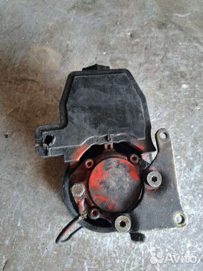 Насос гидроусилителя Mercedes W210