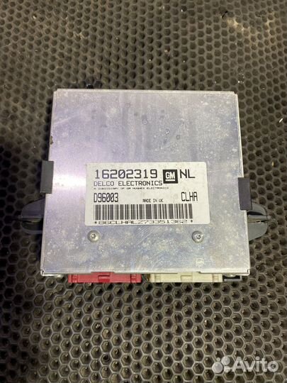 Блок управления двигателем X16XEL Opel Vectra B