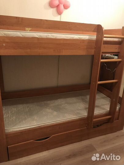 Детская двухярусная кровать с матрасом бу
