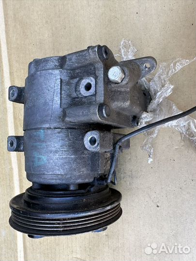 Компрессор кондиционера Kia Spectra