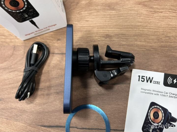 Автомобильный держатель для телефона