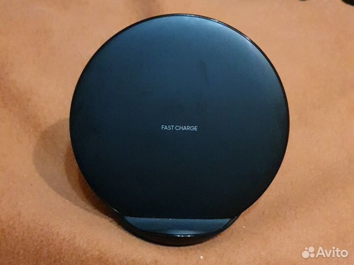 Безпроводное зарядное устройство