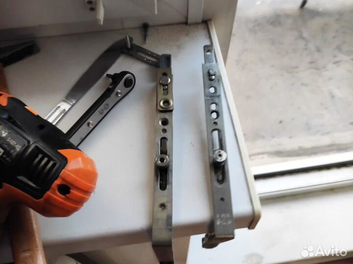 Ремонт и регулировка пластиковых окон. Стаж 5 лет