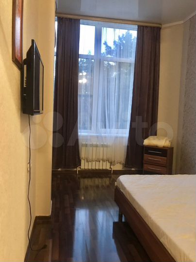 2-к. квартира, 56 м², 1/9 эт.