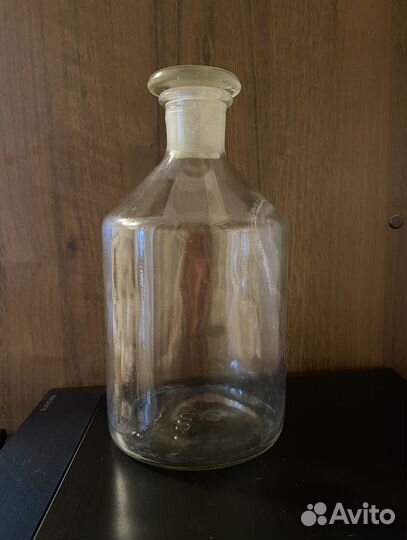 Лабораторная посуда (склянка). СССР