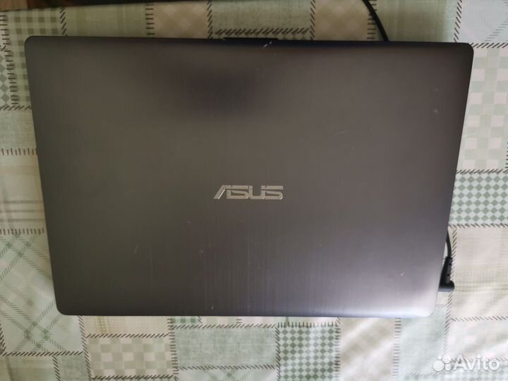 Ноутбук Asus i7