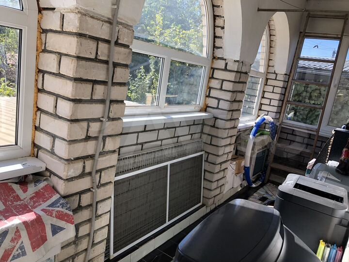 Дом 182 м² на участке 4,9 сот.