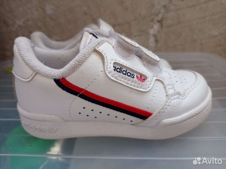 Кроссовки детские adidas