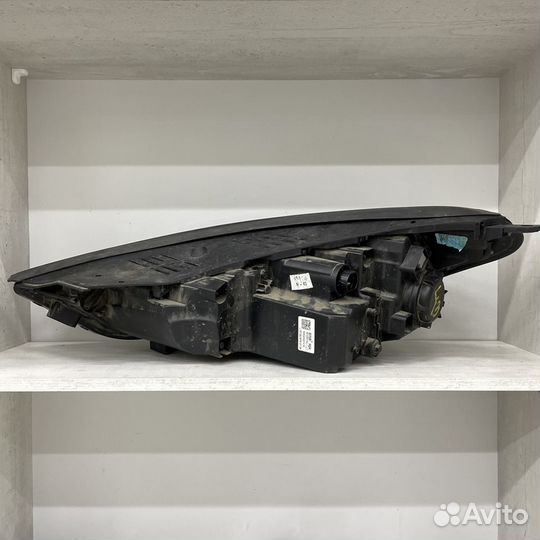 Фара передняя правая Hyundai Tucson 3