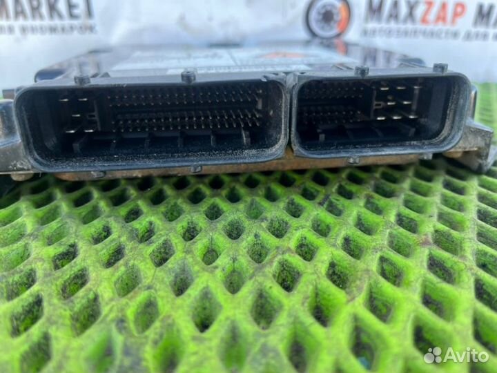 Блок управления двигателем Nissan Navara 2.5 2008