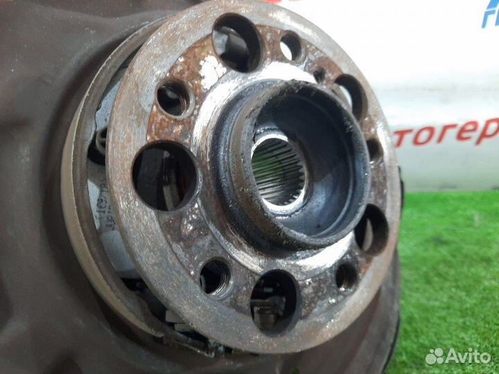 Ступица задняя левая Mercedes C200 W204 271.950