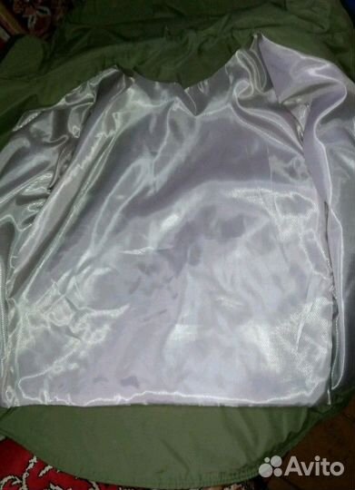 Ветровка женская