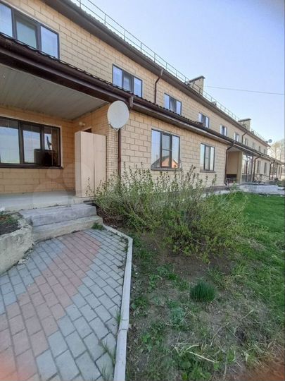 1-к. квартира, 40,2 м², 1/2 эт.