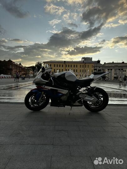 BMW S1000RR