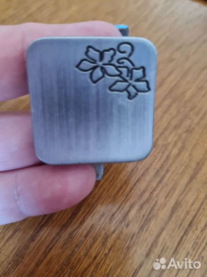 Ручки мебельные двух видов