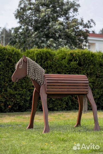 Деревянная лошадка Amigo