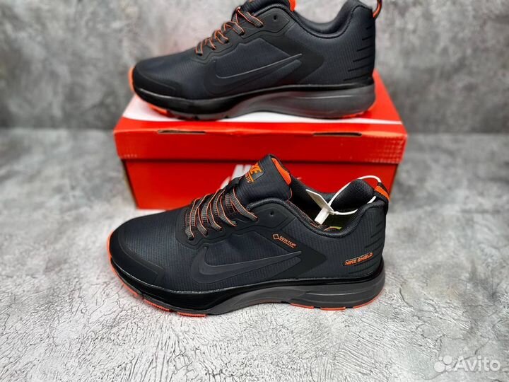 Кроссовки Nike shield Зимние термо новые