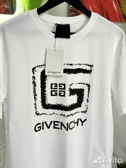 Футболка мужская Givenchy