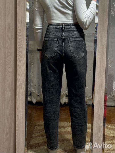 Джинсы mom серые женские 29р