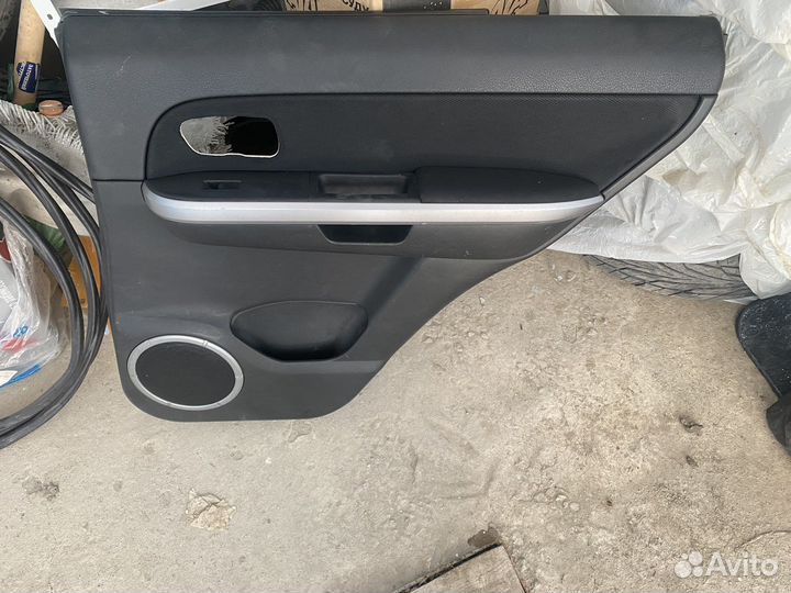 Дверь suzuki grand vitara