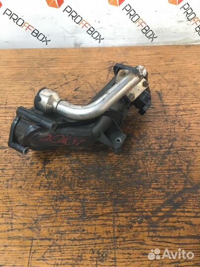 Патрубок (трубопровод, шланг) Mercedes E-Class