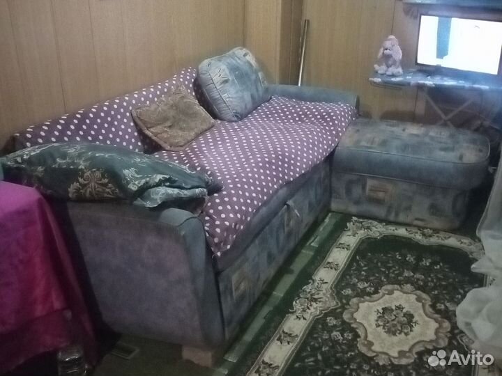 Большой угловой диван бу