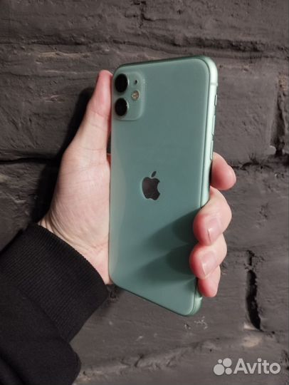 iPhone 11, 64 ГБ
