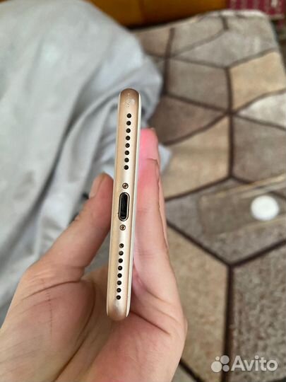 Телефон iPhone 8 plus