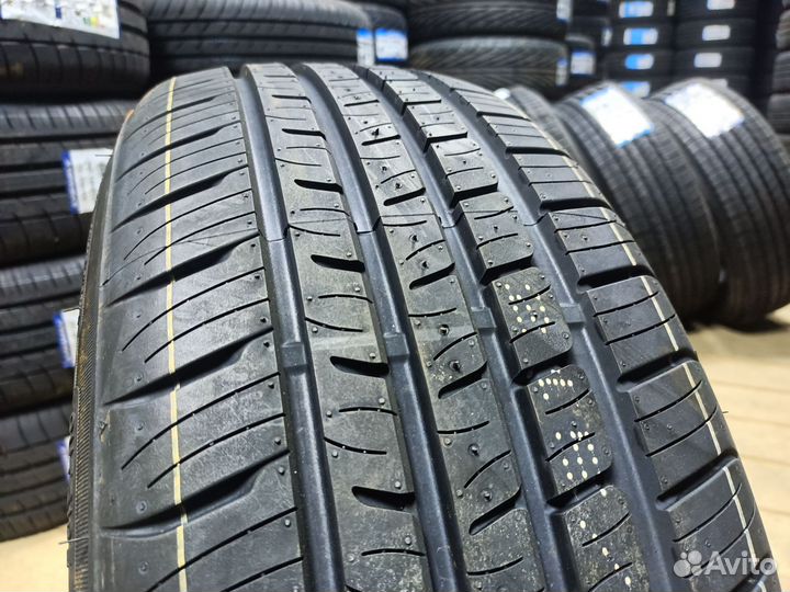 Triangle AdvanteX TC101 215/65 R17 103V