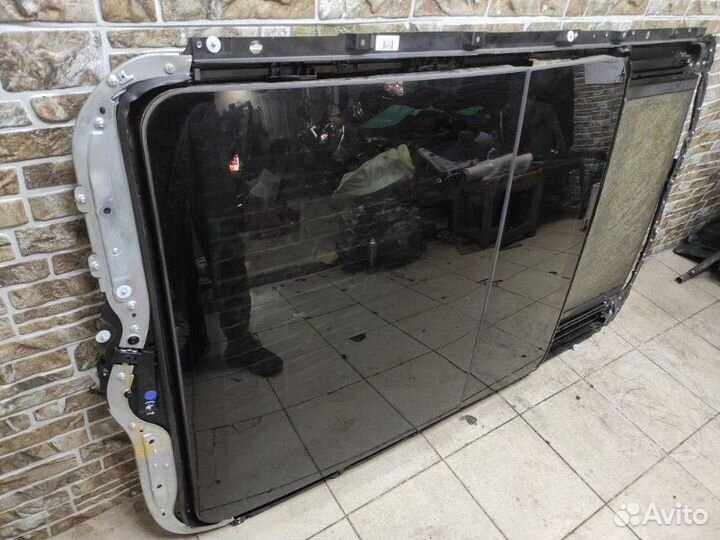 Стекло панорамной крыши BMW X5