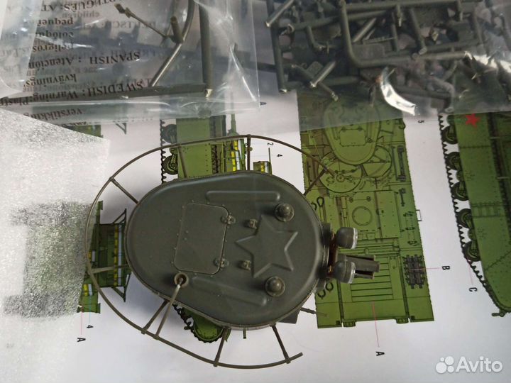 Сборная модель танка 1 35