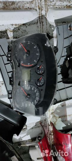 Панель приборов Ford Transit 2.2 2011 год