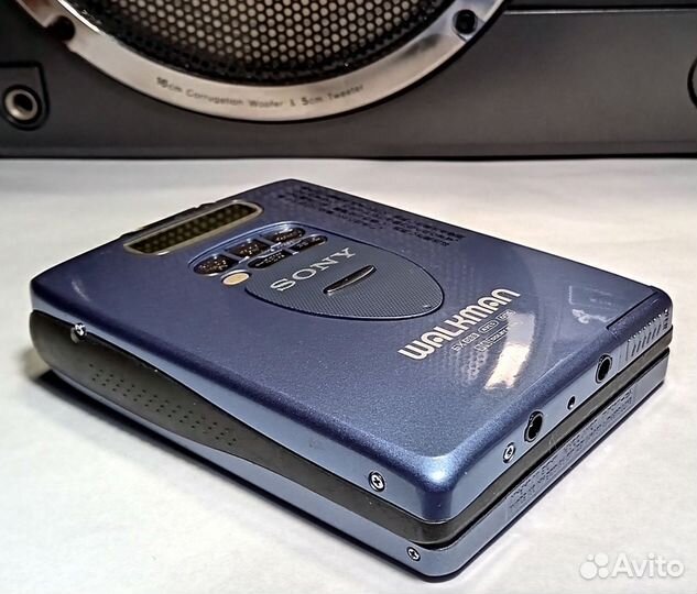 Кассетный плеер Sony Walkman wm-fx2