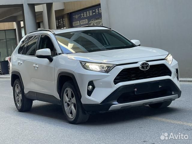 Toyota RAV4 2.0 CVT, 2021, 27 000 км