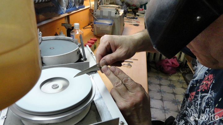 Заточка парикмахерских ножниц в Санкт-Петербурге