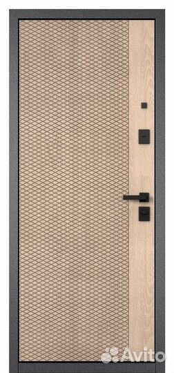 Дверь входная в квартиру