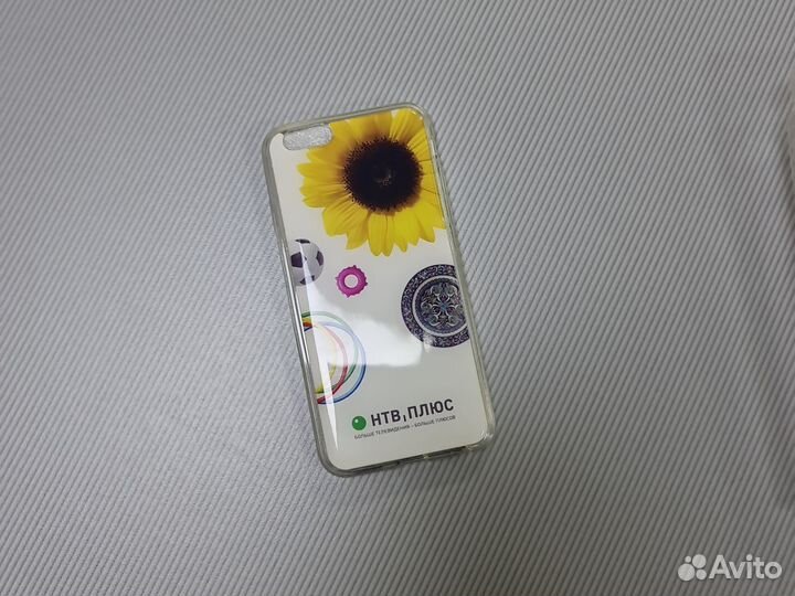 Чехол на телефон