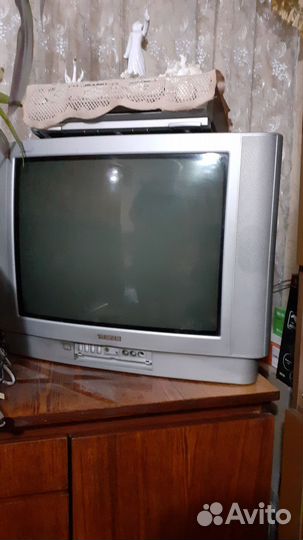 Продам телевизор