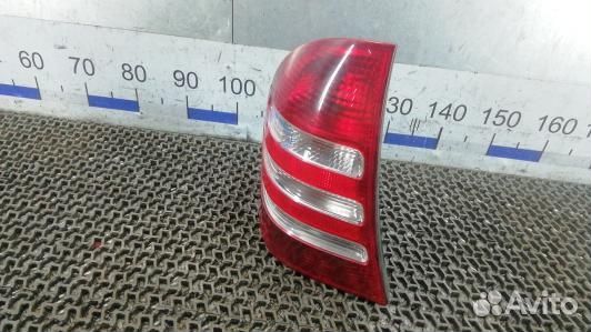 Фонарь задний левый mercedes benz C-class W203 (1B