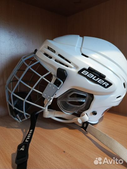 Шлем хоккейный