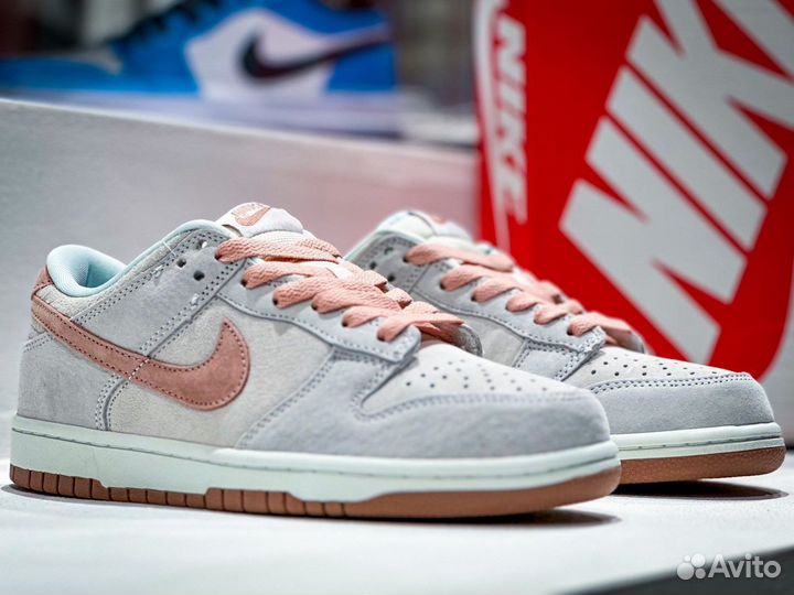 Nike Dunk Low Fossil Rose