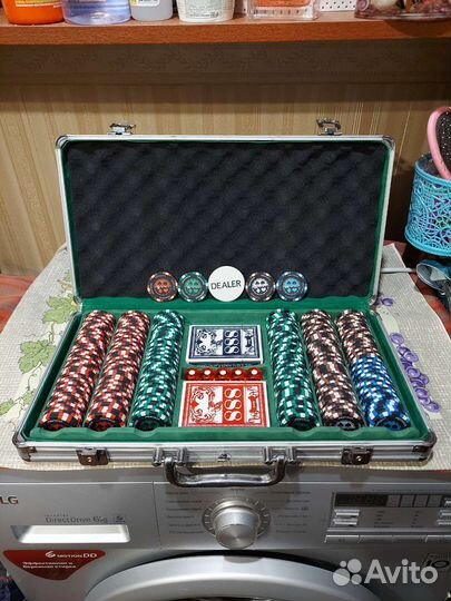 Покерный набор 300 фишек