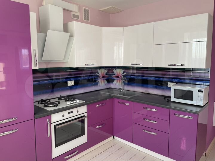 2-к. квартира, 67 м², 6/9 эт.