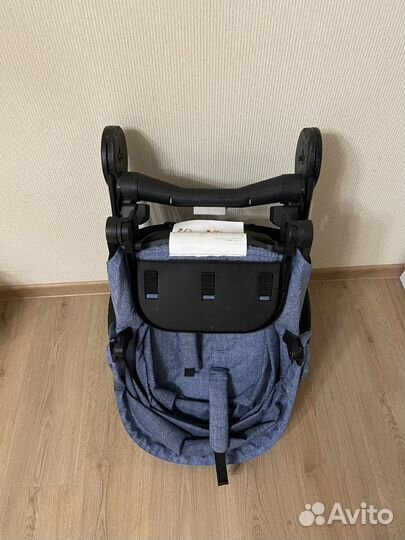 Прогулочная коляска stokke beat