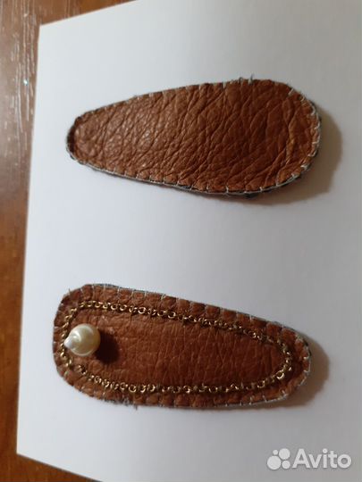 Заколки клик-клак из кожи