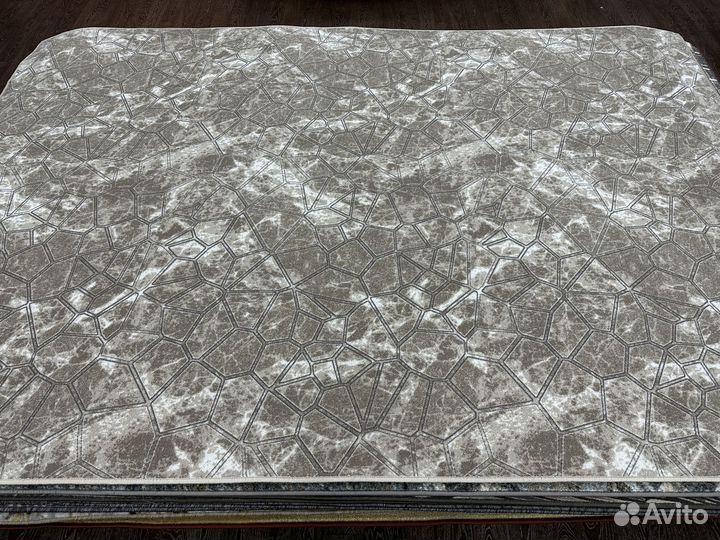 Палас новый 200*300